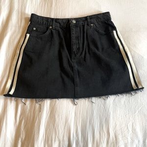 Topshop US 8 Black denim skirt with white stripes